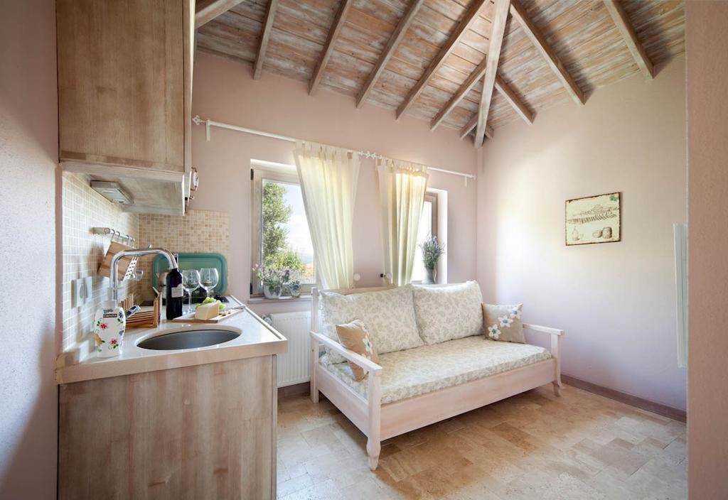 Mavikarga Bozcaada Bed & Breakfast Room photo